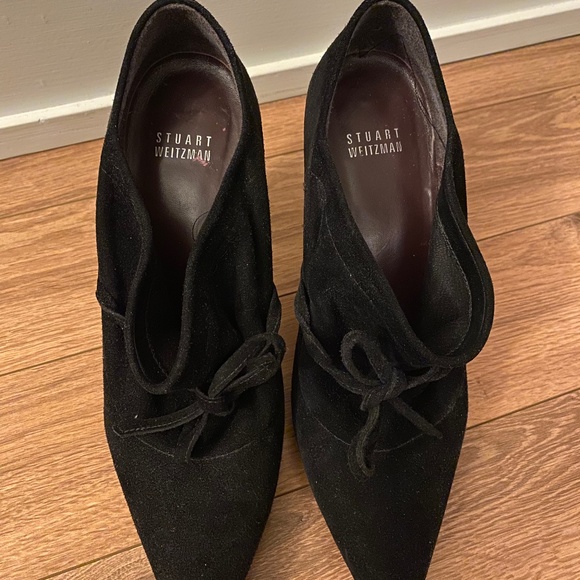 Stewart Weitzman - Picture 1 of 4